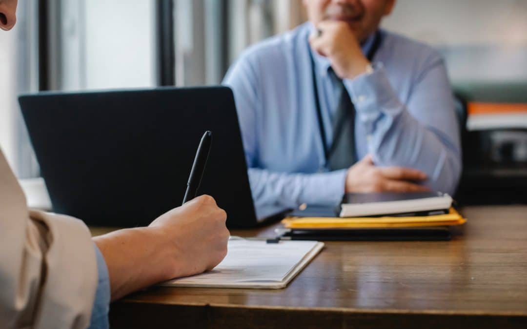 How to Successfully Write a Peer Review in English (When your first language isn’t English)