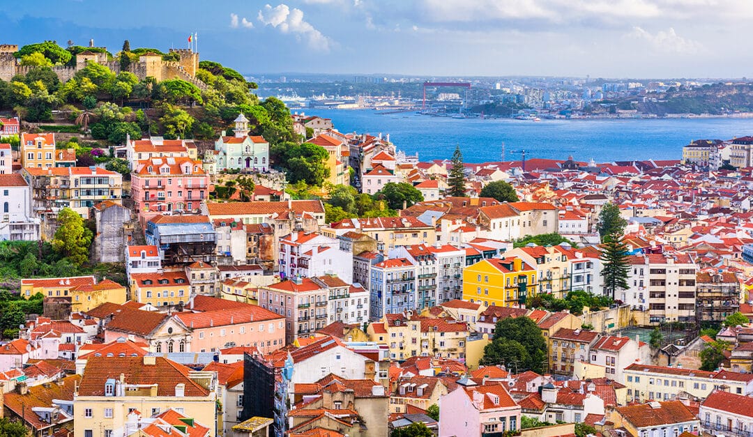 View of a coastal city in Portugal | Portuguese Vocabulary and Phrases for Business